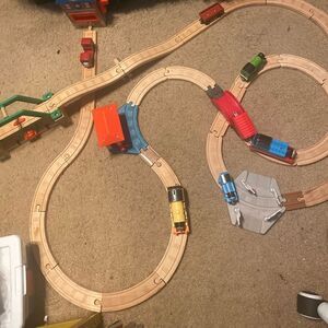 2013 Vintage Thomas & Friends Wooden Train Track Set with Multiple Engines